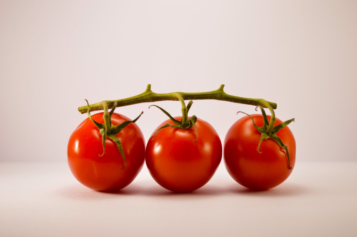 Hothouse Tomatoes and Other Stories of Tech in Canadian Ag